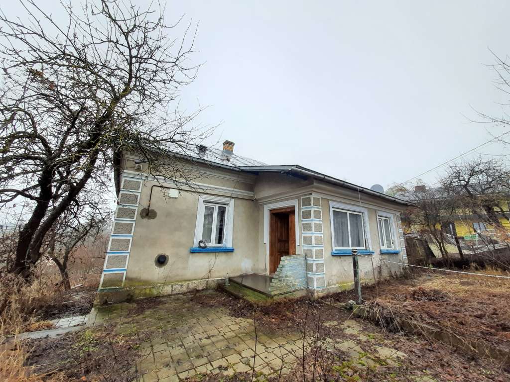 house for sale  Ostriv