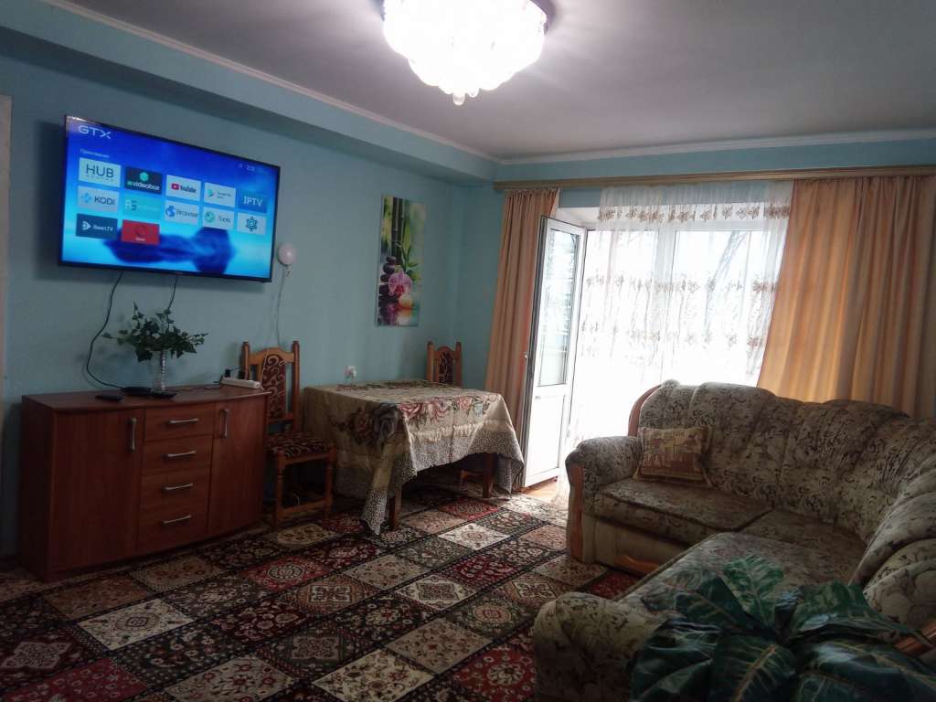 4-pokojowe mieszkanie na wynajem  Kijów
