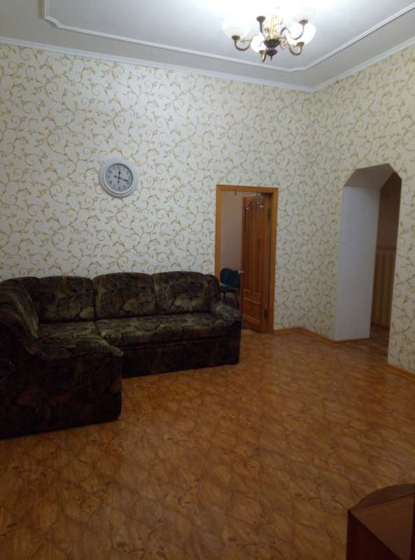 3-bedroom flat for sale  Mykolayiv