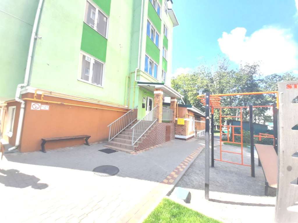 2-bedroom flat for sale  Irpin